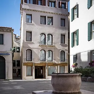 Anastasia 3*, Venecia Italia